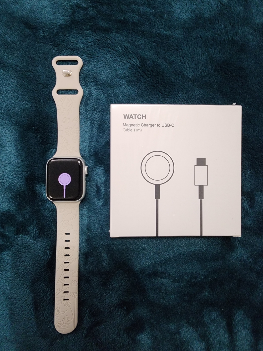 Apple Watch SE 40mm with New Silicone Flower Band and New Magnetic USB-C Charger